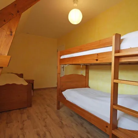 Дом отдыха Rural Avec Jardin, 5 Chambres, Equipements Inclus, Ideal Pour Nature Et Randonnees - Fr-1-497-167
